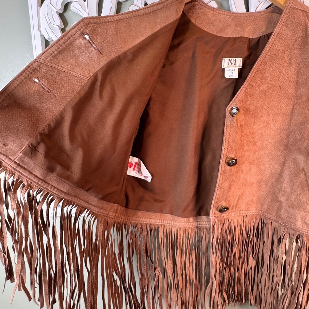 Vintage DM Sportswear Leather Fringe Vest Small Union Made in Canada Brown - Picture 4 of 8